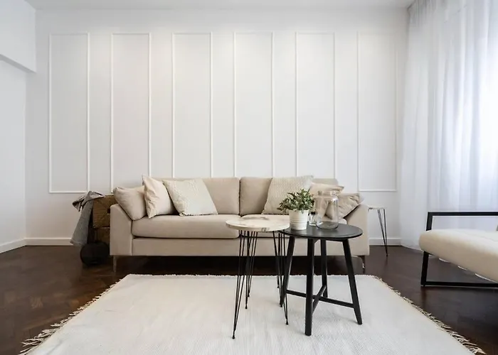 Elite One Bedroom Old Town