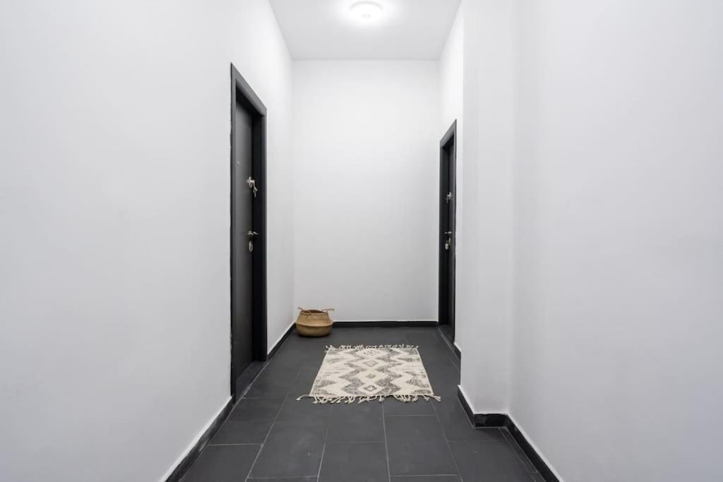 Elite One Bedroom Old Town